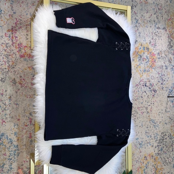 Disney Crop Sweatshirt Mickey saying “ET ALORS!” “So what” approximately size S - Picture 3 of 17